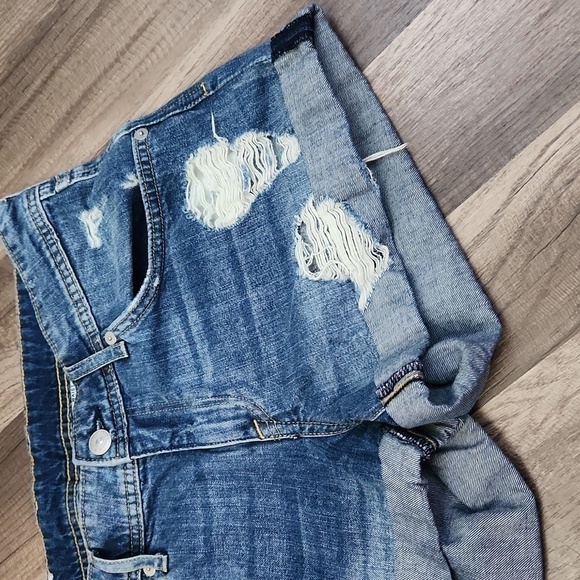 H & M DENIM Distressed Shorts size 6 - Picture 2 of 6